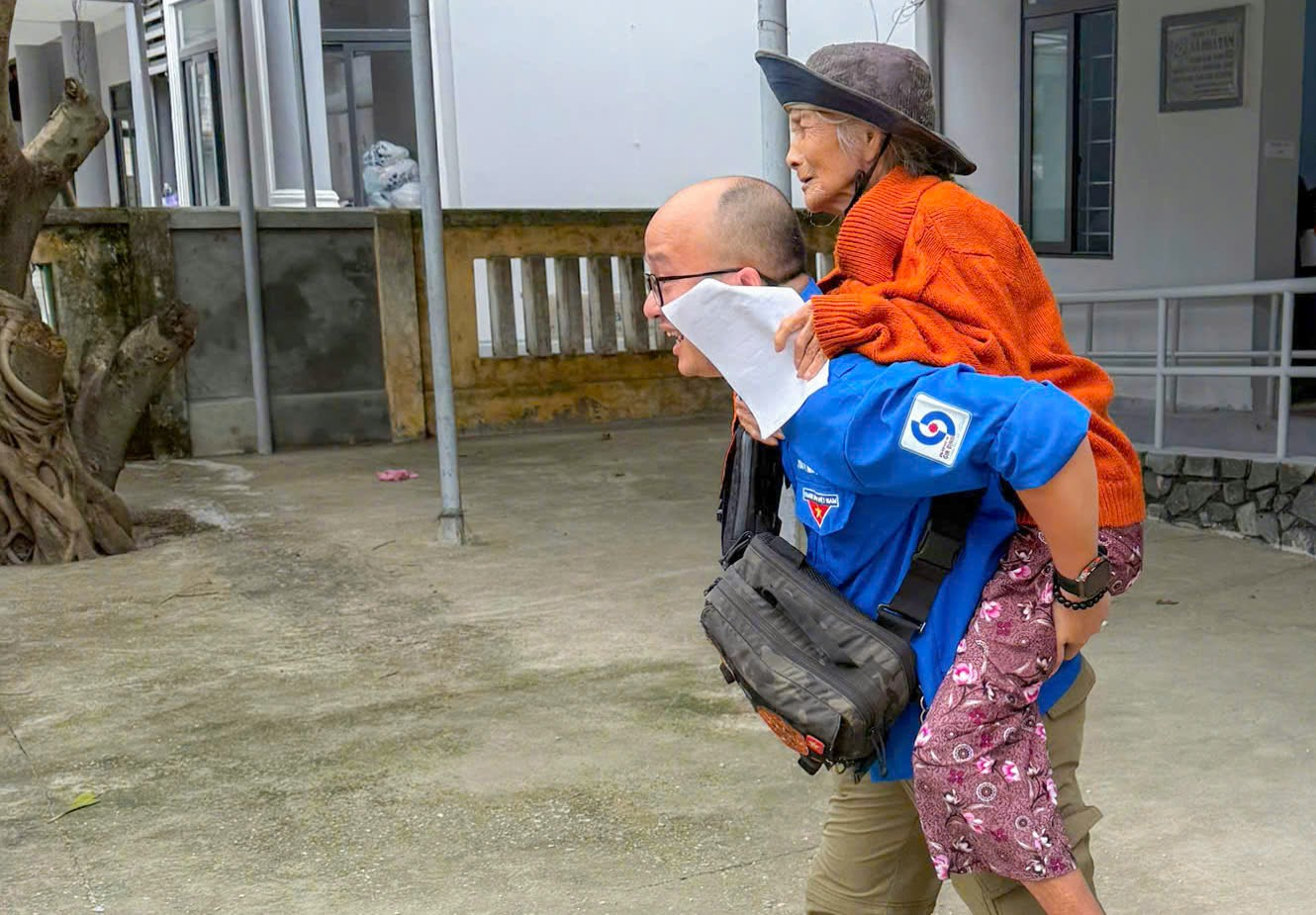 ছবির ক্যাপশন