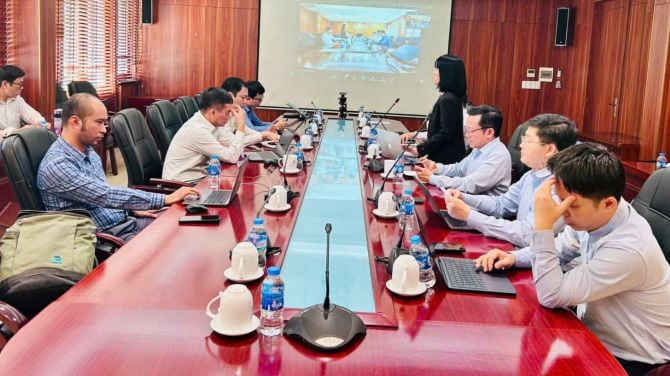Présentation de la conférence. Photo : Centre de communication scientifique et technologique. Toàn cảnh Hội nghị. Ảnh: Trung tâm Truyền thông KH&CN.