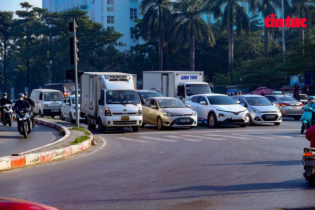 Подпись к фотографии