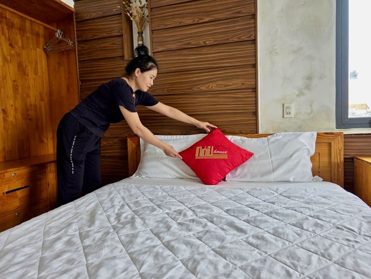 Đội sửa xe từ TP.HCM ra Phú Yên cũ giúp bà con vùng lũ, homestay ‘0 đồng’ cho các đoàn thiện nguyện - Ảnh 10.