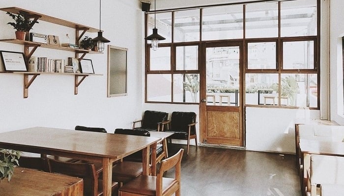 مقاهي جميلة مزينة بعيد الميلاد في هانوي