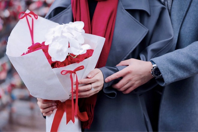 Tiền vệ Đức Huy cầu hôn nữ MC xinh đẹp của VTV: ‘Chốt đơn’- Ảnh 4.