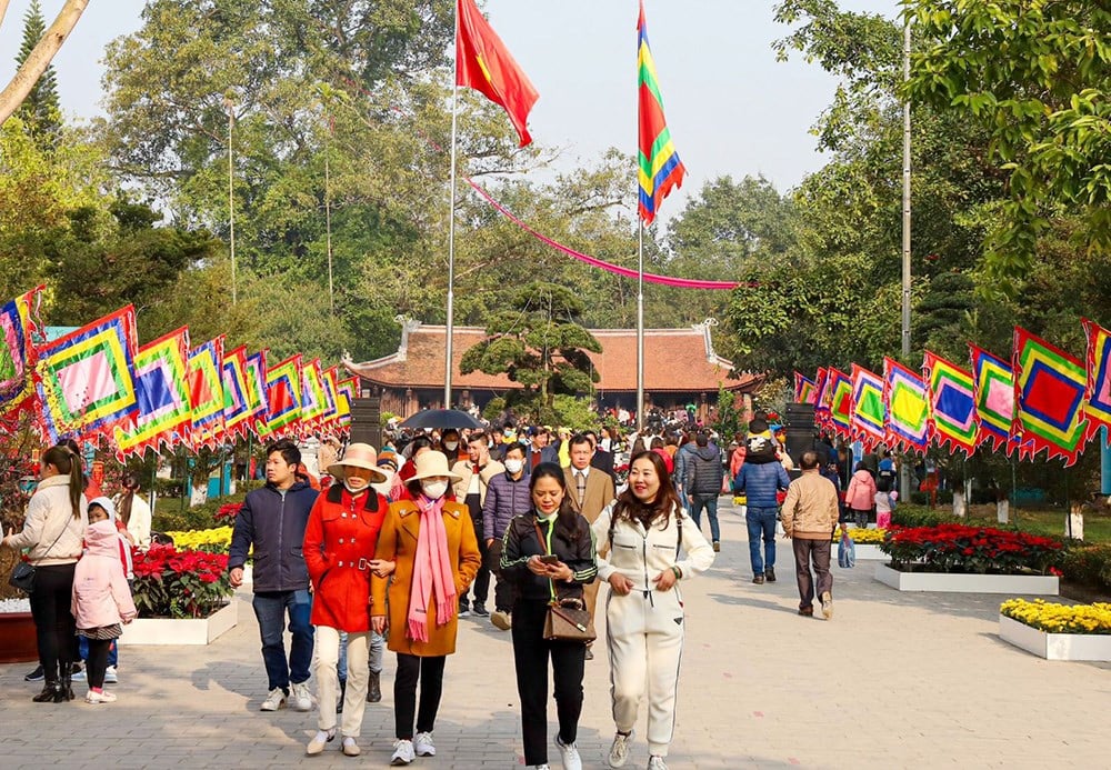 Phu Tho setelah 5 tahun menerapkan Strategi Pengembangan Budaya: Kemajuan yang stabil di tanah air - foto 1