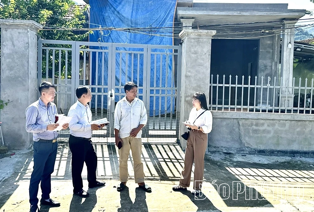 Komune Yen Thuy memberi tumpuan kepada menyelesaikan kekurangan perkhidmatan sosial asas.