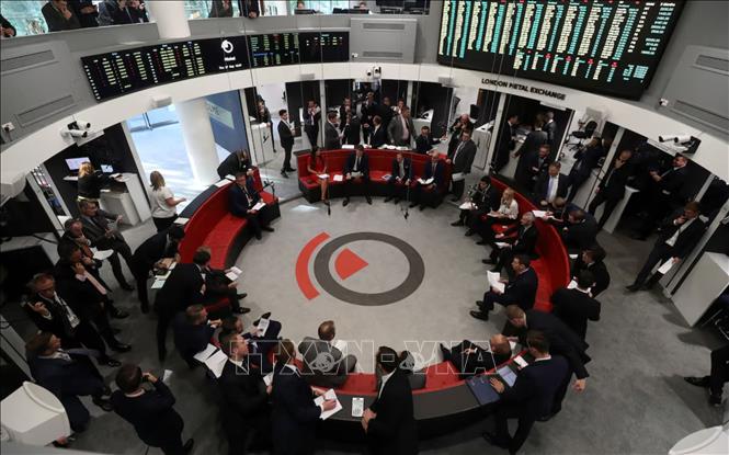 ຄຳບັນຍາຍຮູບພາບ