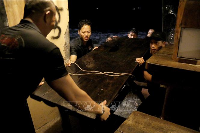 Подпись к фотографии