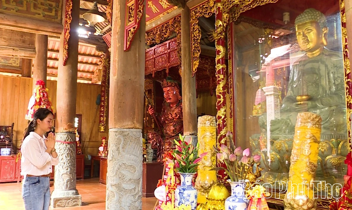 Phật ngọc và lời thì thầm của lòng tin