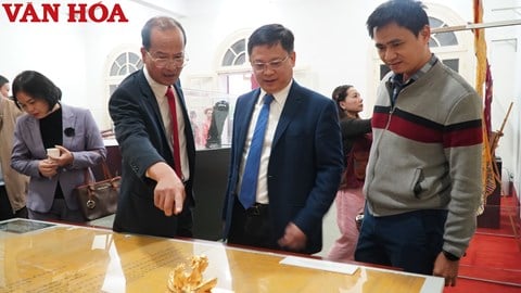 Artefacte prețioase donate patrimoniului Hue