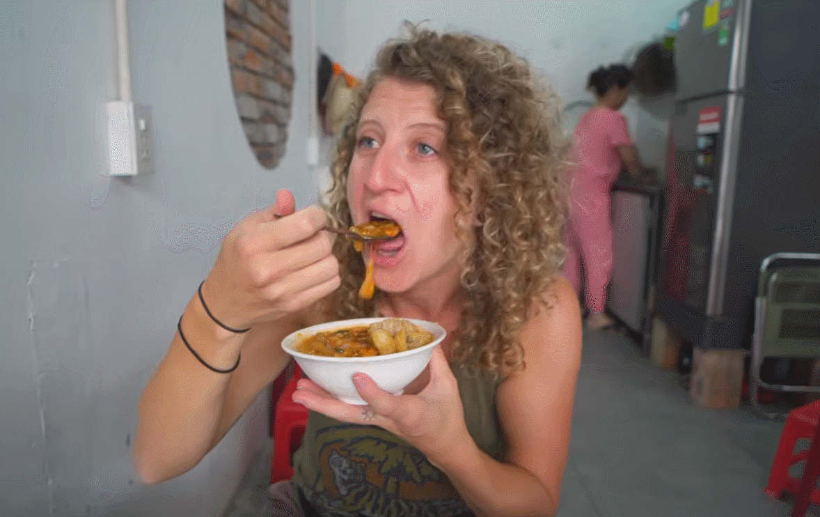 מרק אטריות נאם פו 0.gif.gif