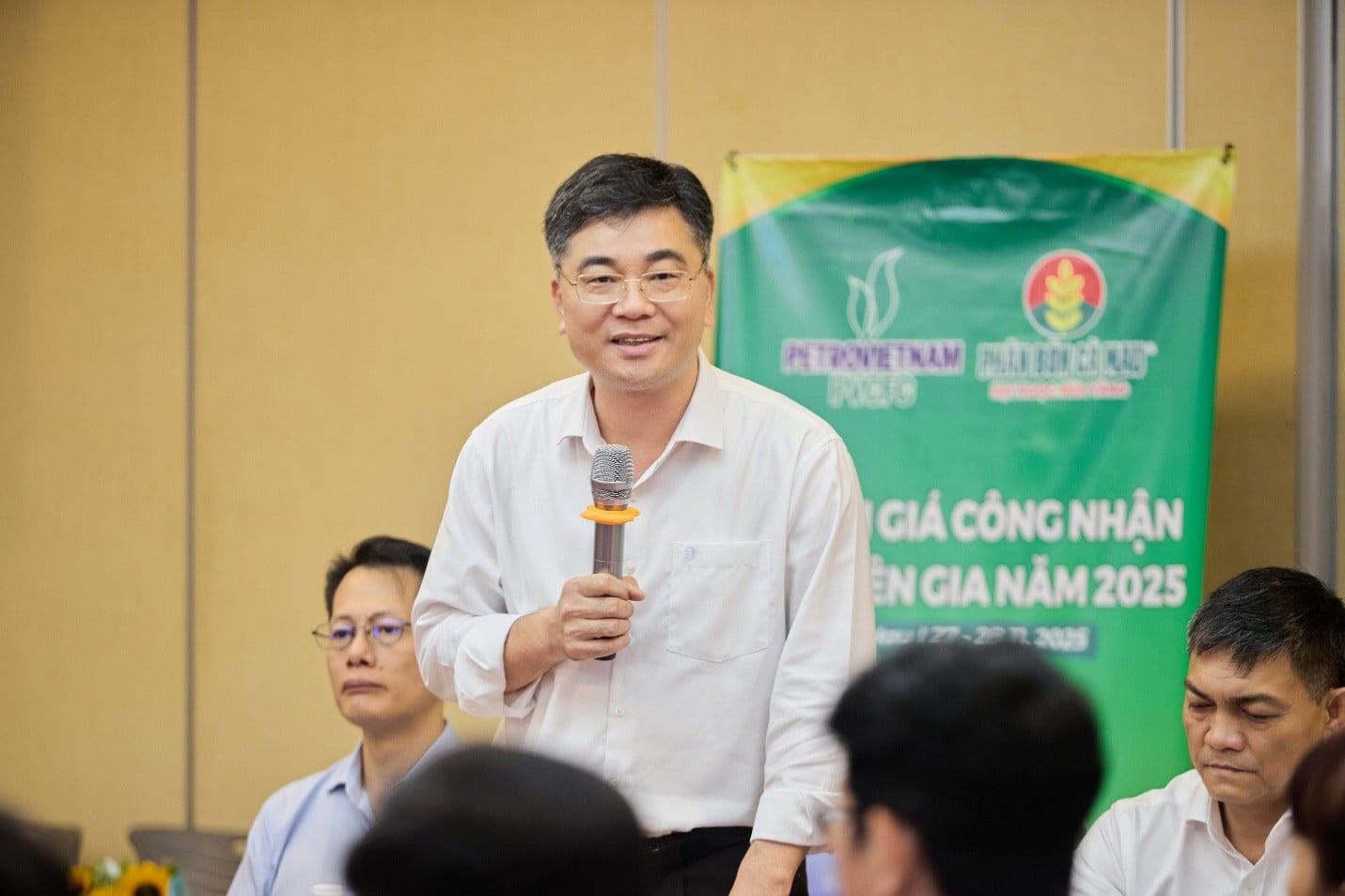 Chủ tịch HĐQT Trần Ngọc Nguyên đánh giá cao Chương trình Đánh giá Chuyên gia 2025, đây không chỉ là hoạt động chuyên môn mà còn là bước đi thể hiện tầm nhìn dài hạn. Ảnh: PVCFC.
