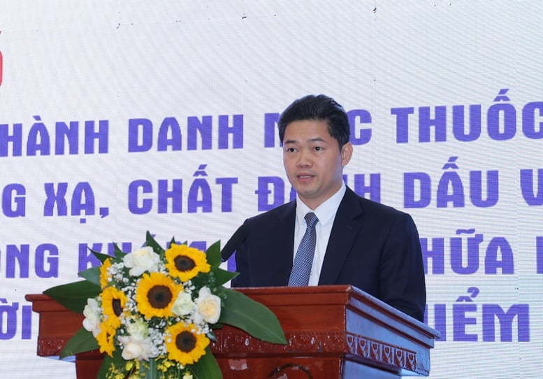 Cadangan untuk menambah 28 ubat untuk merawat kanser ke dalam senarai pembayaran insurans kesihatan - Foto 2. Đề xuất bổ sung 28 thuốc điều trị bệnh lý ung thư vào danh mục BHYT thanh toán- Ảnh 2.