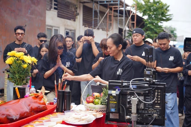 Đạo diễn Giang Thanh: Không dễ mời nghệ sĩ gạo cội đóng web drama - Ảnh 1.