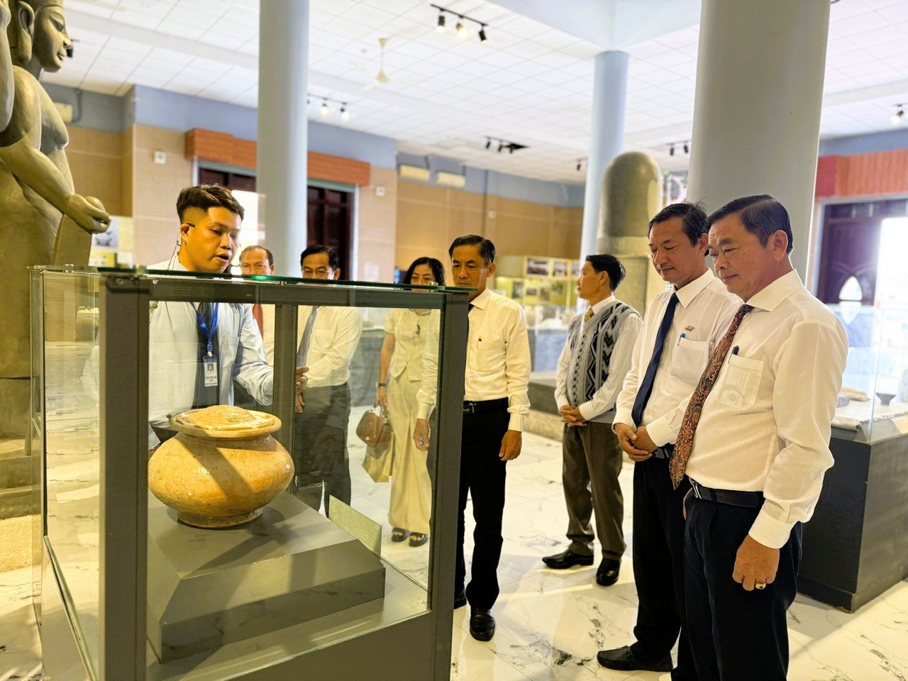 एन गियांग ने राष्ट्रीय धरोहरों को मान्यता देने के प्रधानमंत्री के निर्णय की घोषणा की (13वां बैच)