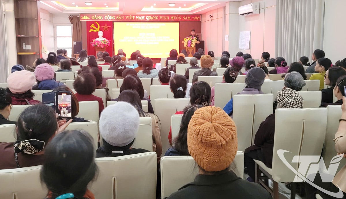 ប្រតិភូចូលរួមសន្និសីទ។