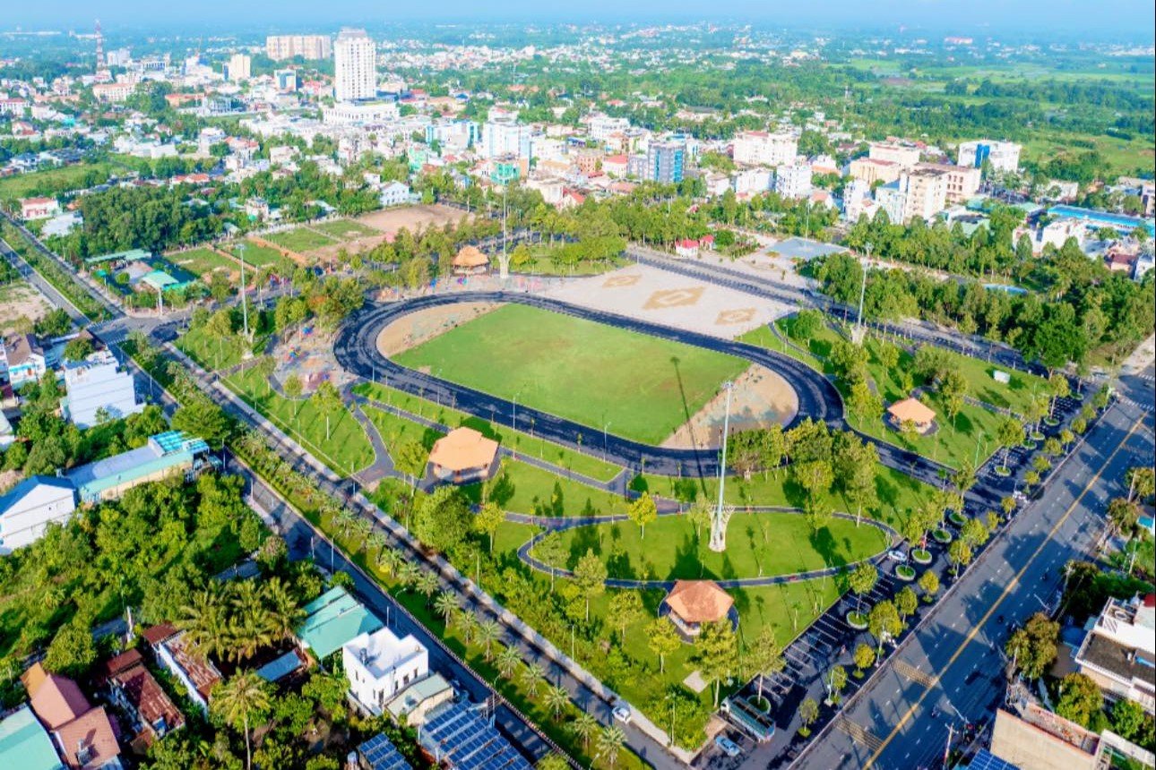 To Quyen Square, located in Quarter 5, Dang Ngoc Chinh Street, Tan Ninh Ward, Tay Ninh Province, is a regular venue for many major events of the province.
