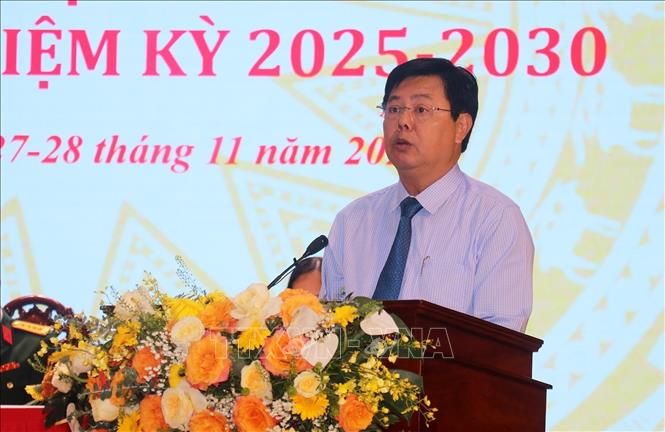 Подпись к фотографии