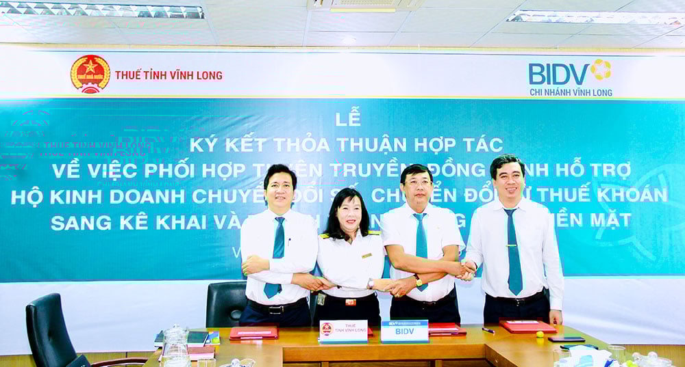 Vinh Long Tax и BIDV Vinh Long, Ben Tre, Tra Vinh подписали соглашение о сотрудничестве.