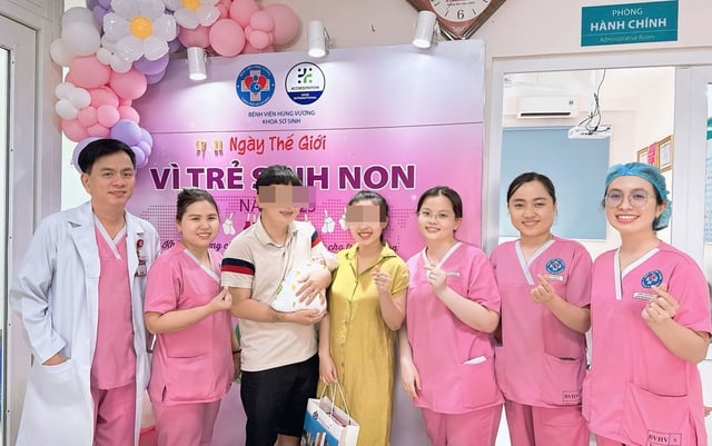 Kỳ tích nuôi sống bé sinh non 23 tuần, nặng 640g ở TPHCM- Ảnh 1.