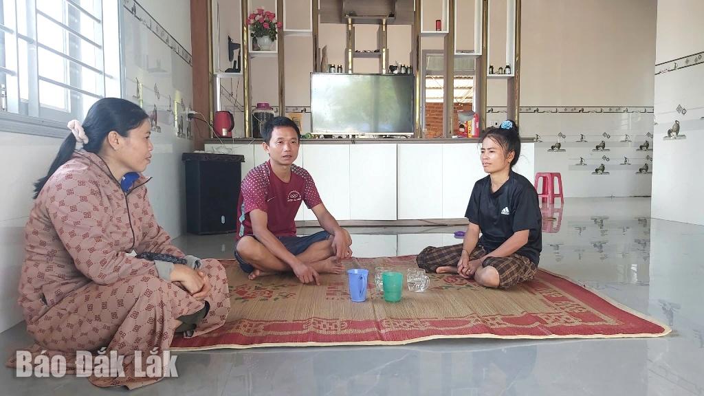 ১৭১৯ সালের প্রোগ্রামের রাজধানী থেকে অবকাঠামোগত বিনিয়োগ পাওয়ার পর, ইয়া রোক কমিউনের ১৯ নম্বর গ্রামের মিঃ লুওং ভ্যান পান (থাই নৃগোষ্ঠী) পরিবারের জীবন আরও স্থিতিশীল হয়ে উঠেছে।