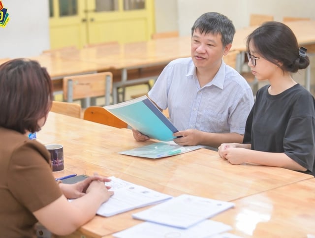 Có tỉnh chục năm chưa thăng hạng giáo viên, Bộ GD-ĐT yêu cầu rà soát   - Ảnh 1.