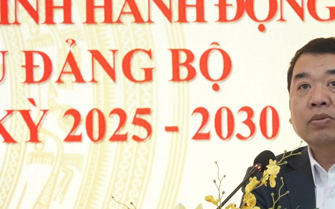 Phó Trưởng ban Tuyên giáo và Dân vận Thành ủy Hà Nội Đào Xuân Dũng phát biểu tại Hội nghị