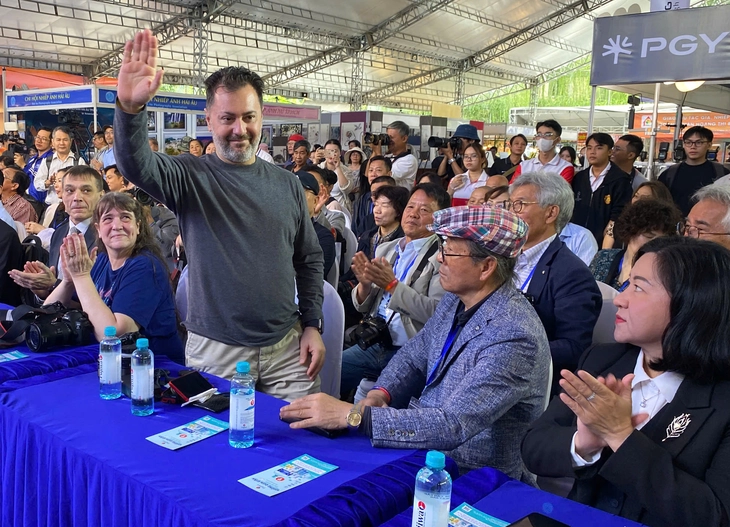 100 Fotografen aus aller Welt kommen nach Vietnam, um an einem Fotowettbewerb teilzunehmen - Foto 3.