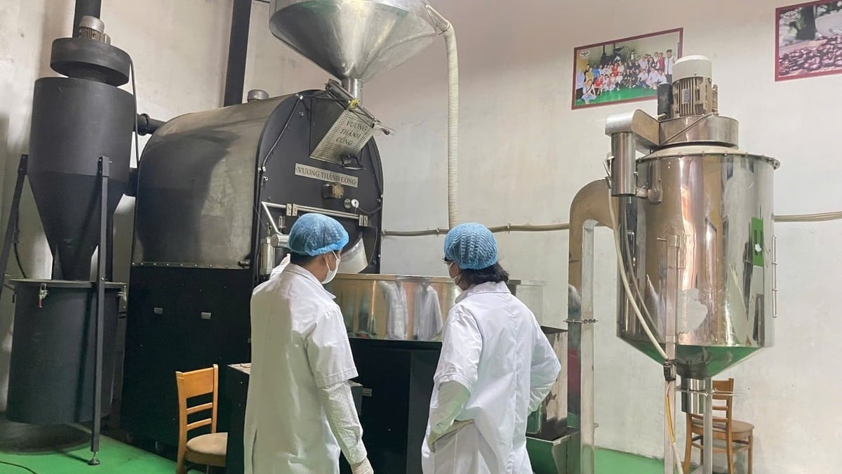 Dak Lak meningkatkan daya tarik proyek-proyek industri pendukung untuk melayani industri pengolahan mendalam produk pertanian utama provinsi ini. Foto: Tran Tho. Đắk Lắk tăng cường thu hút các dự án công nghiệp hỗ trợ phục vụ cho ngành chế biến sâu nông sản chủ lực của tỉnh. Ảnh: Trần Thọ.