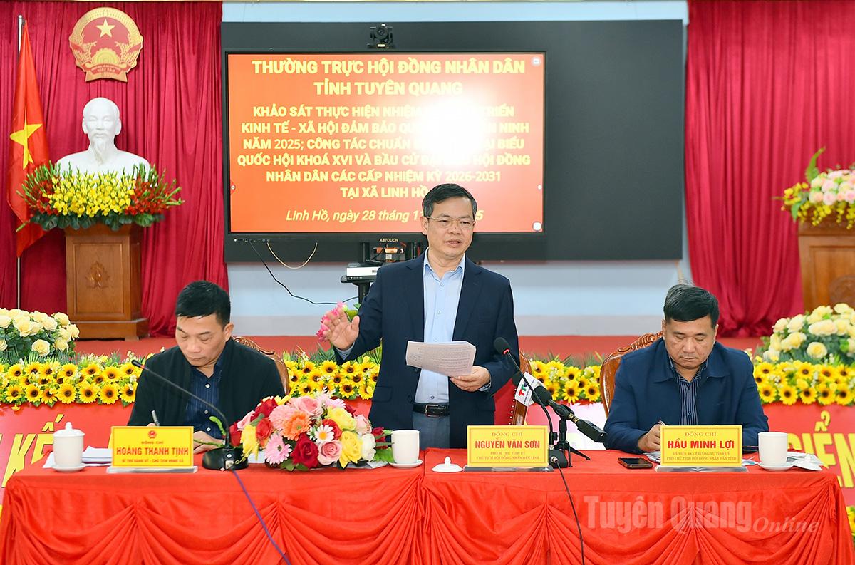 De voorzitter van de Provinciale Volksraad, Nguyen Van Son, hield een afsluitende toespraak tijdens de bijeenkomst.