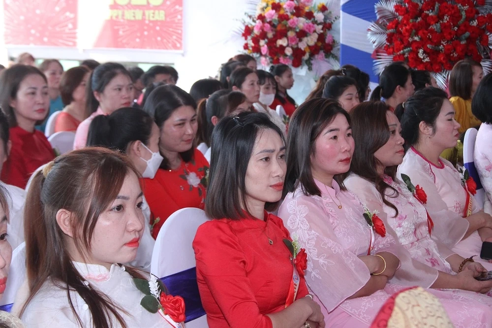 ក្រុមហ៊ុនភាគហ៊ុនរួម Tien Son Thanh Hoa Group ប្រារព្ធខួបលើកទី 30 របស់ខ្លួន។