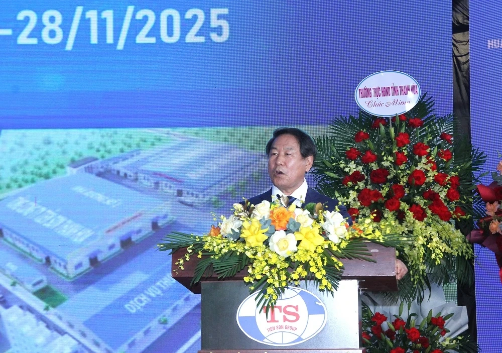 ក្រុមហ៊ុនភាគហ៊ុនរួម Tien Son Thanh Hoa Group ប្រារព្ធខួបលើកទី 30 របស់ខ្លួន។