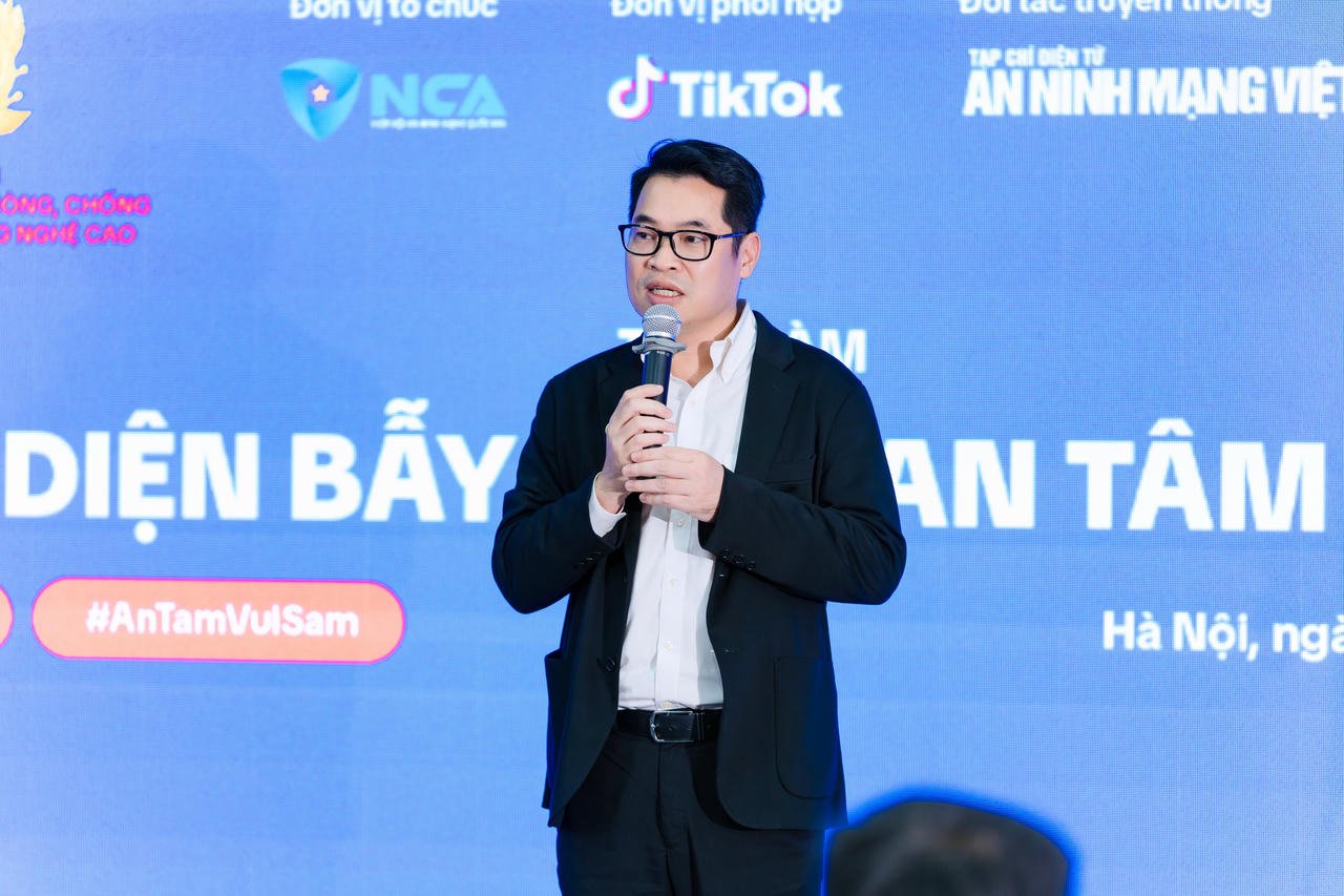 Ο κ. Vu Duy Hien, Αναπληρωτής Γενικός Γραμματέας και Επικεφαλής του Γραφείου του Εθνικού Συνδέσμου Κυβερνοασφάλειας (NCA), μοιράστηκε πληροφορίες στο Σεμινάριο