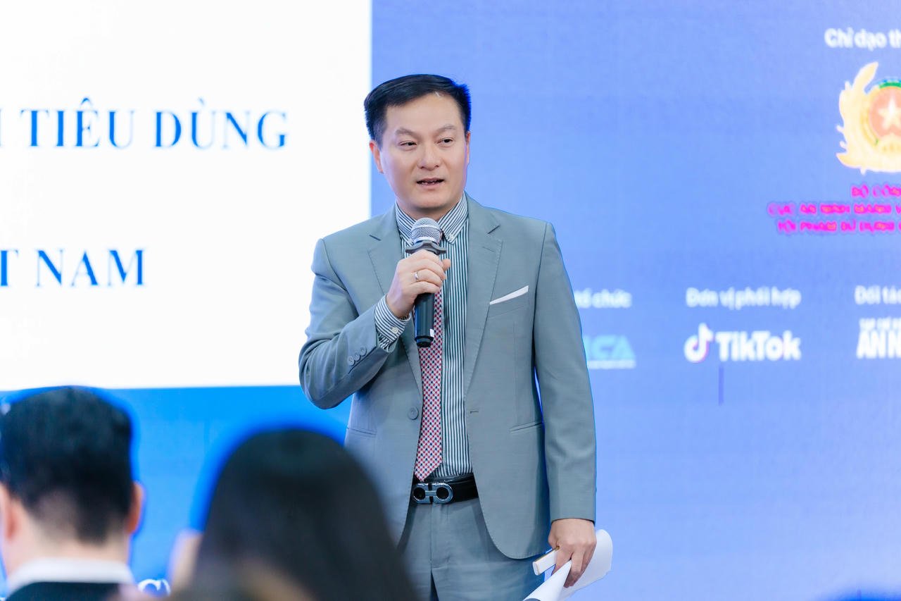 Ο Δρ. Phan The Thang, Αναπληρωτής Προϊστάμενος του Τμήματος Προστασίας Καταναλωτών της Εθνικής Επιτροπής Ανταγωνισμού, δήλωσε ότι η ψηφιακή εποχή ανοίγει πολλές ευκαιρίες αλλά και νέους κινδύνους.