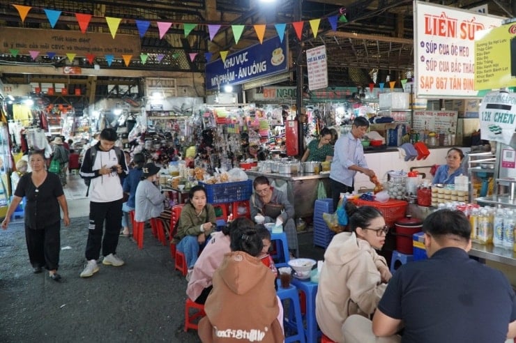 'Pasar pertama' berusia seratus tahun di Ho Chi Minh City ialah peninggalan seni bina peringkat bandar - 5