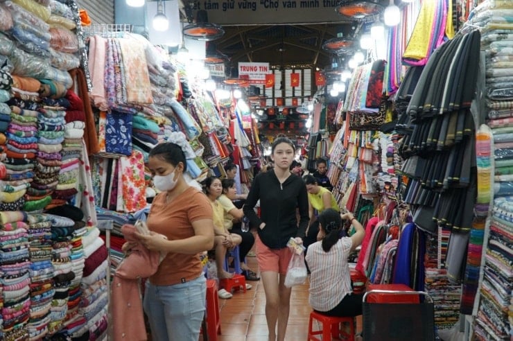 'Pasar pertama' berusia seratus tahun di Ho Chi Minh City ialah peninggalan seni bina peringkat bandar - 12