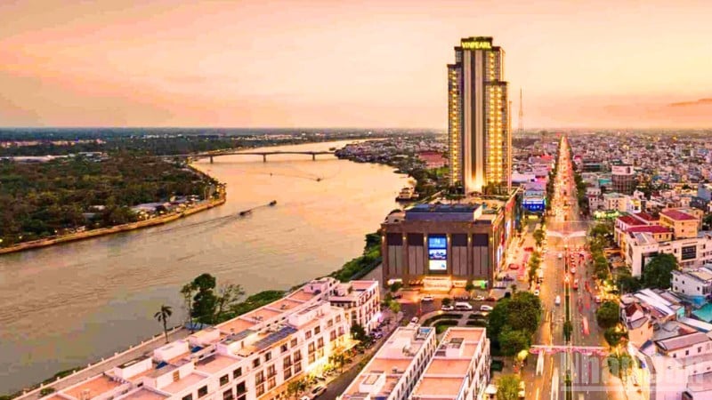 Can Tho city center seen from above at night.