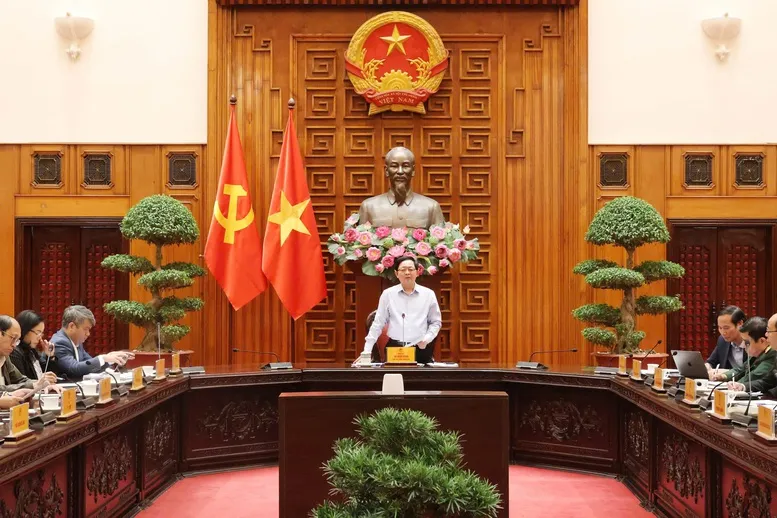 Phó Thủ tướng Hồ Quốc Dũng: Đẩy nhanh tiến độ về đổi mới xây dựng và thi hành pháp luật - Ảnh 2.