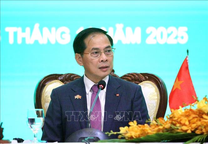 ຄຳບັນຍາຍຮູບພາບ