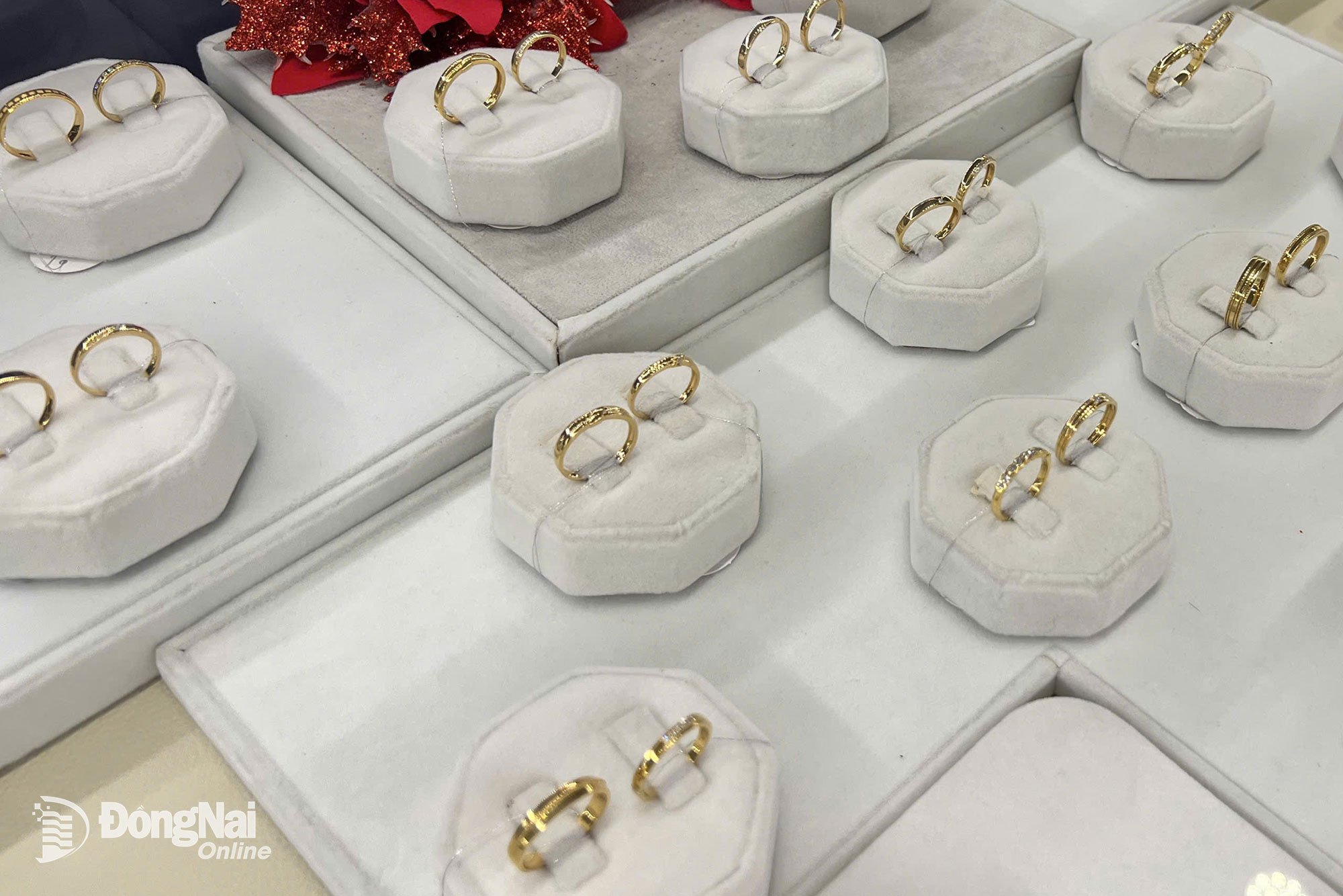 פעילות מסחר בזהב תהיה אחד משלושה נושאים שיעברו פיקוח מס מוגבר בסוף 2025. צילום: הואנג האי