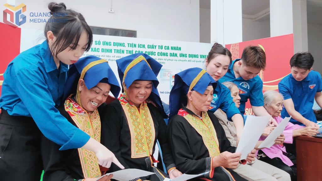 A Ba Che község Ifjúsági Uniója népszerűsíti és útmutatást ad az embereknek a 