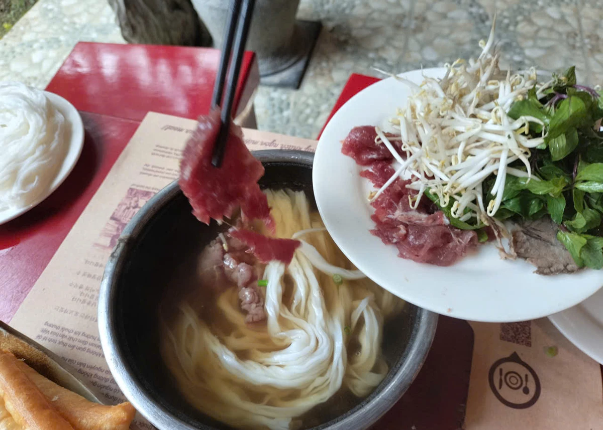 পাথরের বাটি ফো