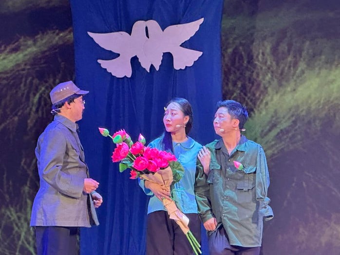 Vài suy nghĩ về vở 