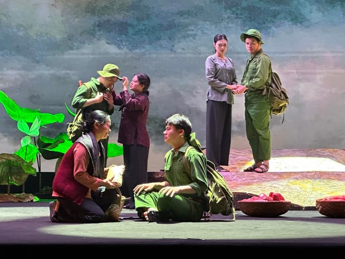 Vài suy nghĩ về vở 