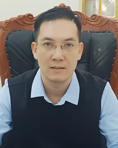 Profesor Nguyen Dong Van, subdirector de la Facultad de Ingeniería y Tecnología de Ha Giang