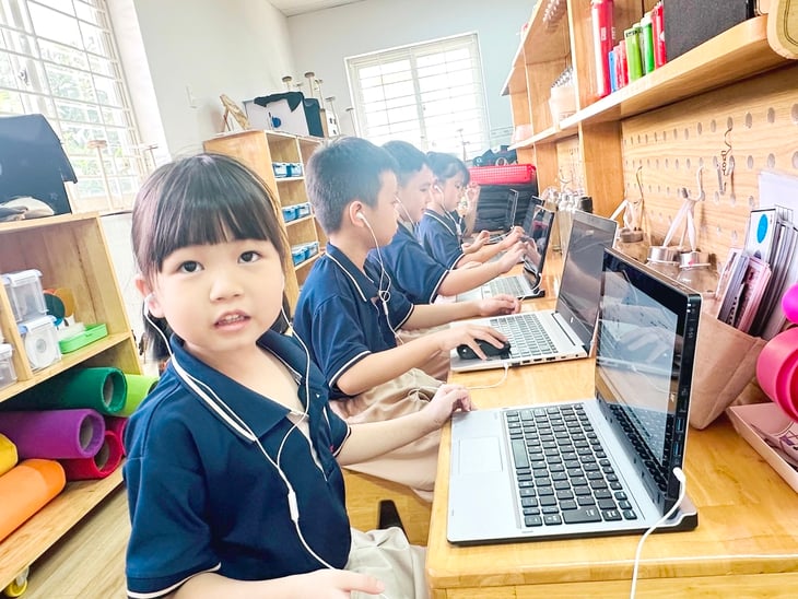 giáo viên - Ảnh 1.