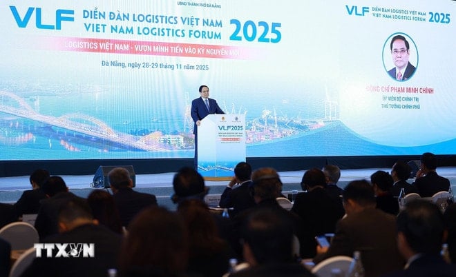 ttxvn-thu-tuong-pham-minh-chinh-du-dien-dan-logistics-viet-nam-10.jpg