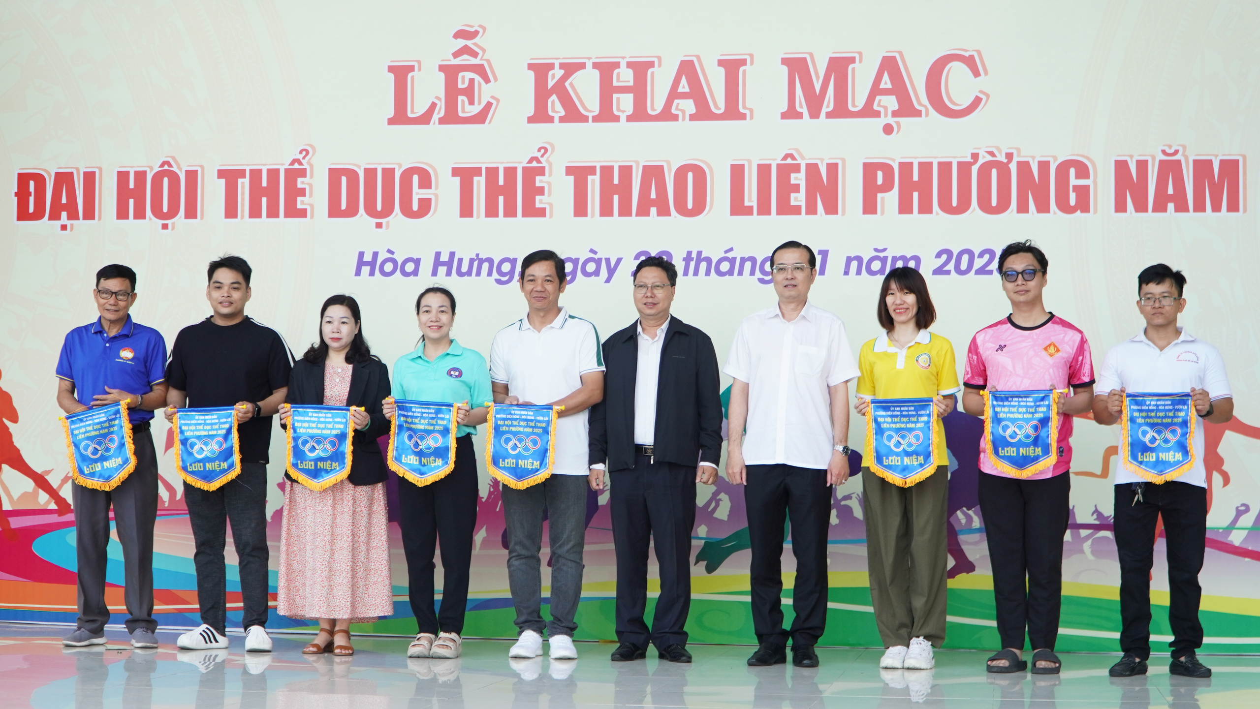 Gần 1.000 vận động viên tham gia Đại hội Thể dục thể thao liên phường Diên Hồng, Hòa Hưng, Vườn Lài - Ảnh 2.