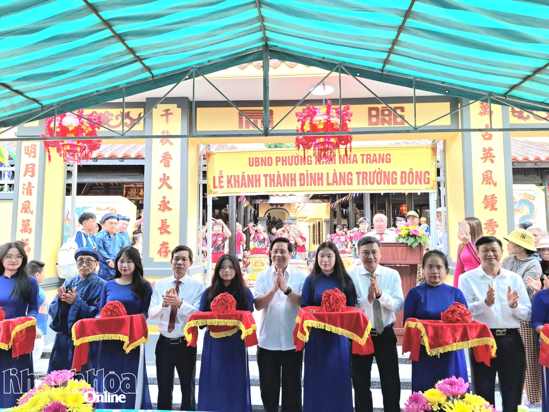 代表団はチュオンドン共同住宅の修復工事の開所式を執り行った。