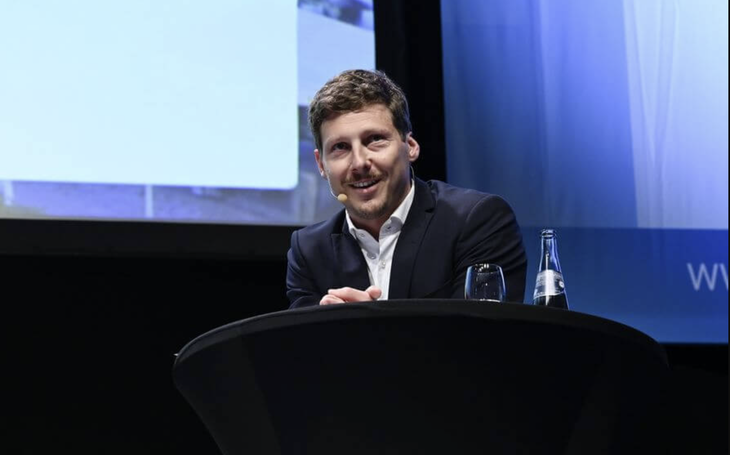 TP.HCM cần tham vọng số hóa tất cả dịch vụ công - Ảnh 2.