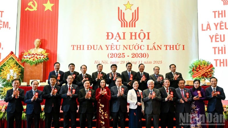 Az 1. Nemzetgyűlés Állandó Bizottságának Hazafias Verseny Kongresszusa, 2025-2030. (Fotó: DUY LINH)
