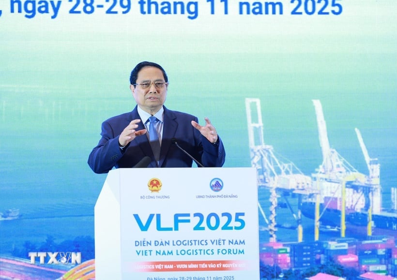 Thủ tướng Phạm Minh Chính phát biểu tại Diễn đàn Logistics Việt Nam năm 2025. Ảnh: Dương Giang/TTXVN.